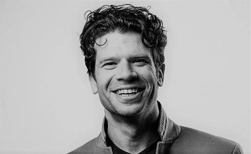 Jhon Friedman responsabile del design di Microsoft: la creatività umana nell'era dell'intelligenza artificiale